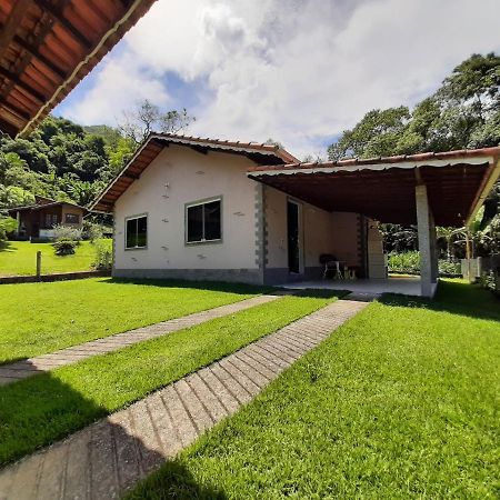 Casa Rosa Lumiar, Cachoeira Particular E Fazendinha Villa Exterior photo