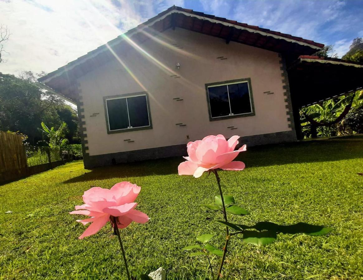 Casa Rosa Lumiar, Cachoeira Particular E Fazendinha Villa Exterior photo